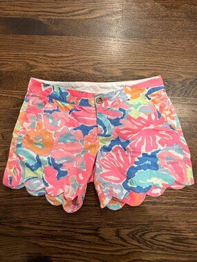 Lilly Pulitzer Buttercup Shorts – Multicolor Scalloped Hem | Size 00